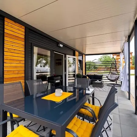 Mobile Marina * スベティ・フィリップ・イ・ヤコブ